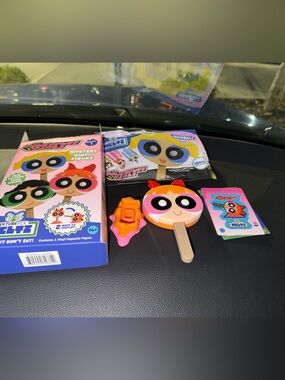 CultureFly Meltz Popsicle Vinyl Figure - Blossom